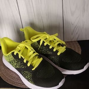 Athletic Works Black and Yellow Athletic Shoes with Breathable Mesh